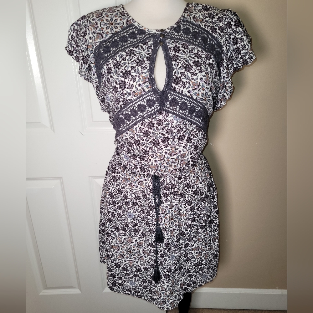 American Eagle Blue White Boho Mini Dress Women’s XXL Keyhole Flutter Sleeve